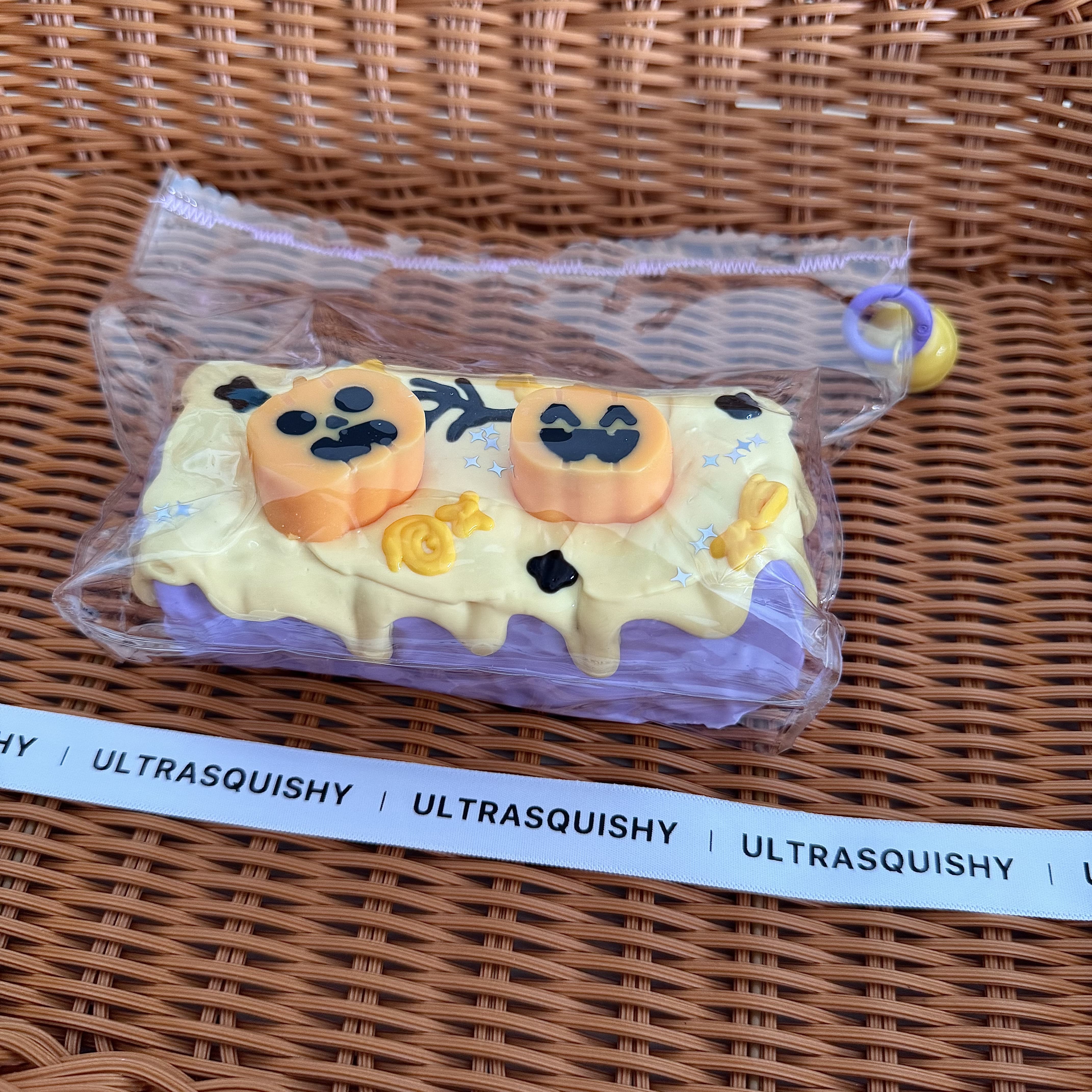 ハロウィンパンプキンケーキ クリーミークレイ ゆっくりリバウンド ソフトスクイッシュ タバ スクイッシー 感覚フィジェットトイ ストレス解消